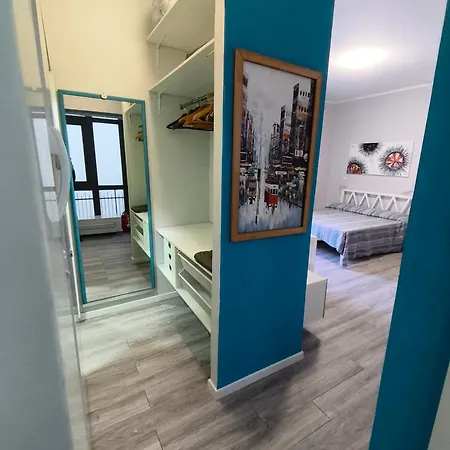 Cavour باليرمو